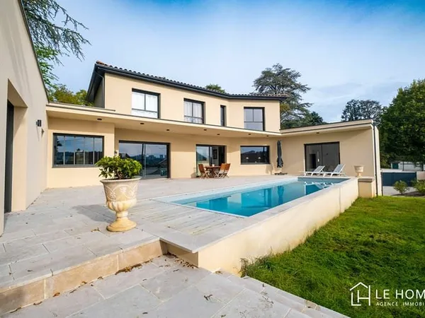 ÉCULLY MAISON MAIS RECENTE 240 M²