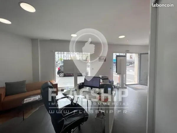 Boutique 74 m² VINCENNES