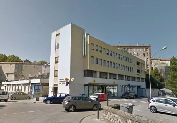 IMMEUBLE DE BUREAUX ET ADMINISTRATIFS - 646 m2