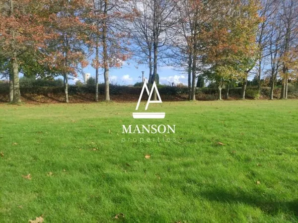Terrain 668 m²