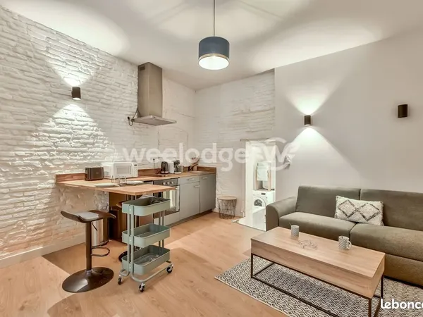 Studio 1 pièce 24 m²