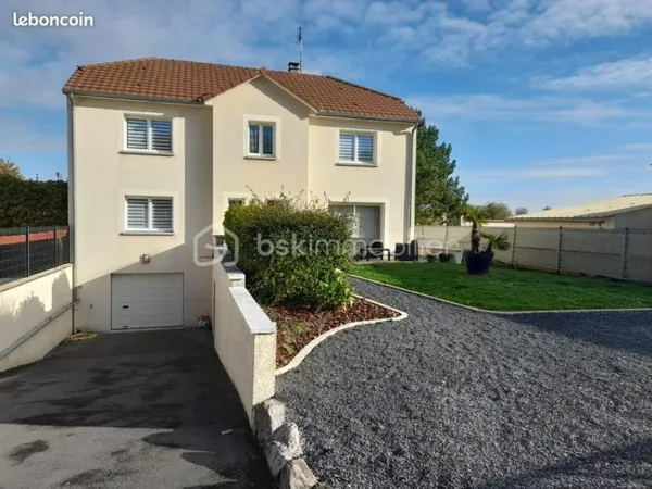 Maison 9 pièces 220 m²