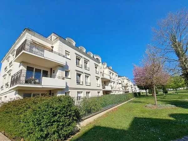Bel appartement T3 lumineux à Saint-Cyr-Sur-Loire