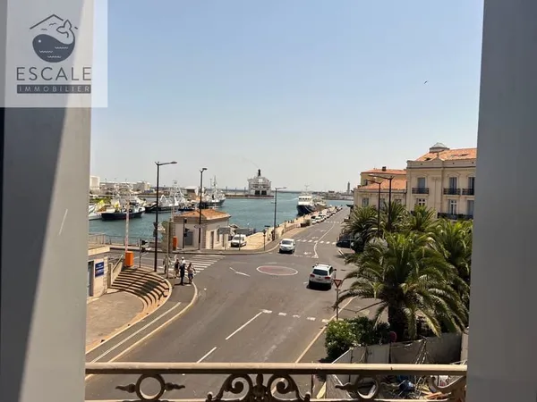 VENTE PLATEAU TYPE 4 TRAVERSANT AVEC BALCON EN CENTRE-VILLE