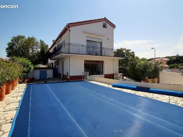 Villa 6 pièces 163 m²