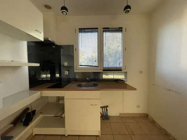 PERPIGNAN SUD F2 DUPLEX AVEC GARAGE PRIVATIF