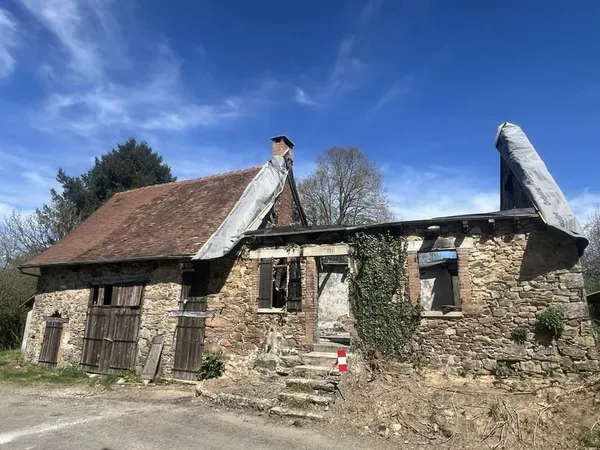 Grange avec garage - 87380 MEUZAC - 30 MN de LIMOGES