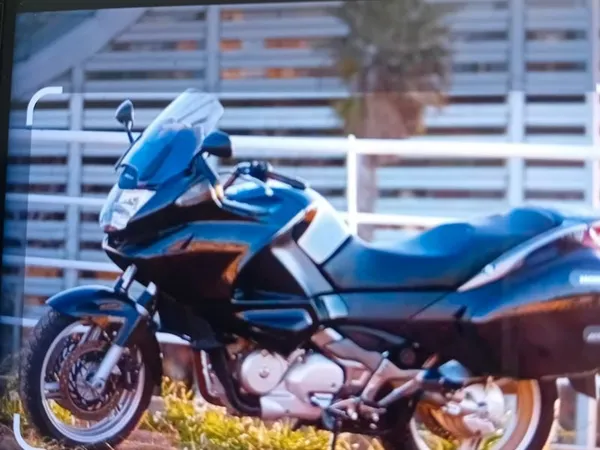 Emplacement pour moto hoymille proximité immédiate bergues
