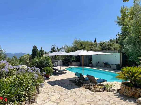 Maison 5 pièces 185 m²