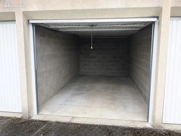 Stationnement Location Bergerac   150€