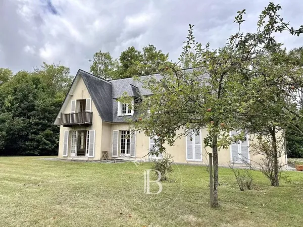 Maison de luxe 8 pièces 172 m²