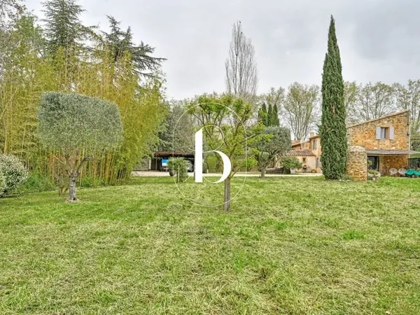 Maison et villa de prestige Vente Uzès 6p 120m² 550000€