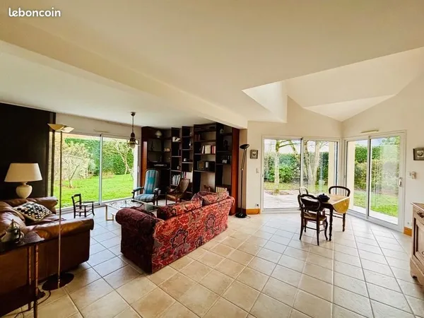 Maison 5 pièces 145 m²