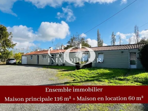 Maison de plain pied avec garage - terrain 6657m2 et une gr