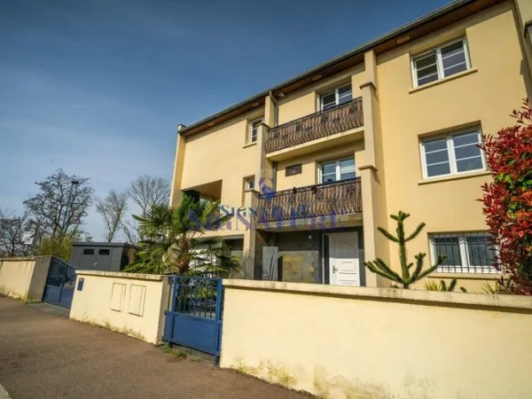 Maison 9 pièces 177 m²