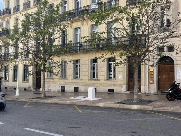 Local professionnel