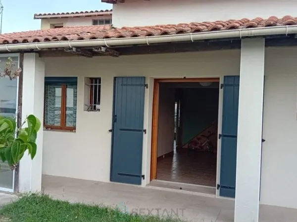 Maison 7 pièces 220 m²