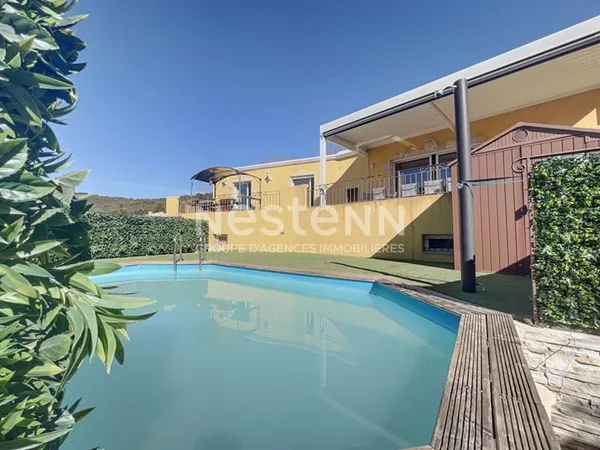 Maison 5 pièces 144 m²