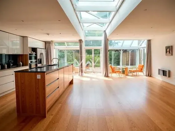 Superbe duplex avec jardin av. Foch