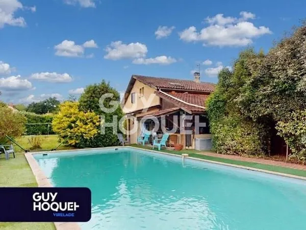 Maison 8 pièces 197 m²