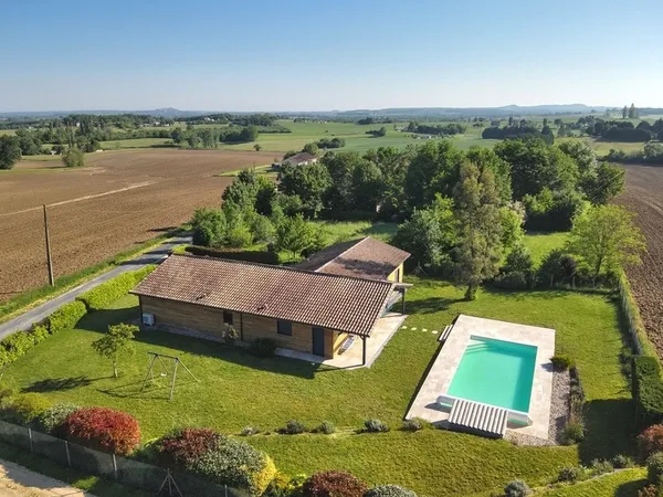 Maison bois contemporaine au calme, proche Monflanquin et Villeneuve-sur-Lot