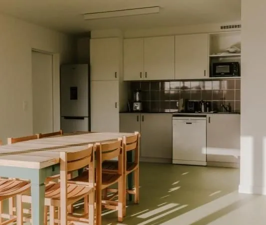 Appartement 4 pièces 9 m²
