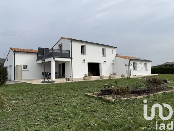 Maison 7 pièces 158 m²
