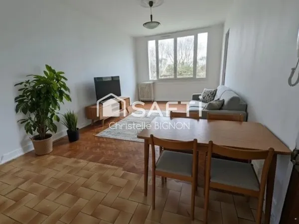Bel appartement lumineux - 3 chambres + cave