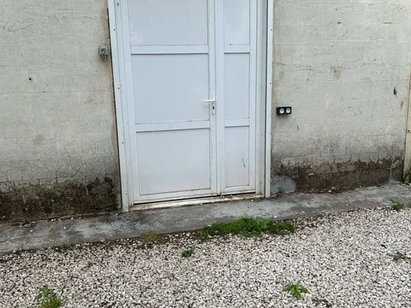 Local /garde meubles