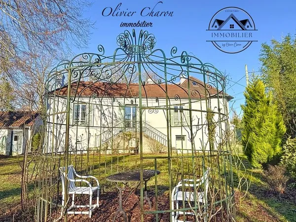 Maison de Maitre 19ème 250m2 sur 3420m2 de terrain
