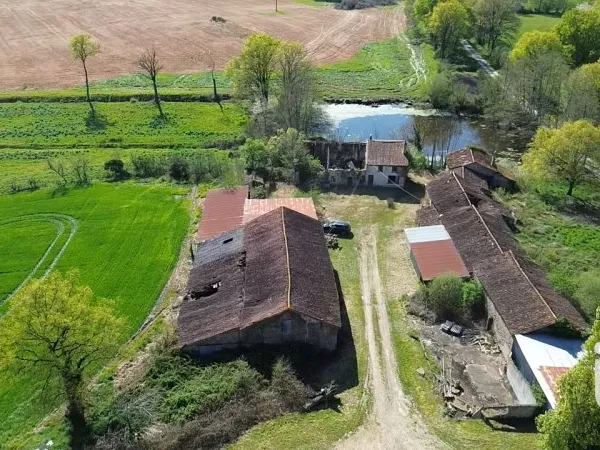 Bien agricole et foncier Vente Beaulieu-sous-Parthenay   76500€