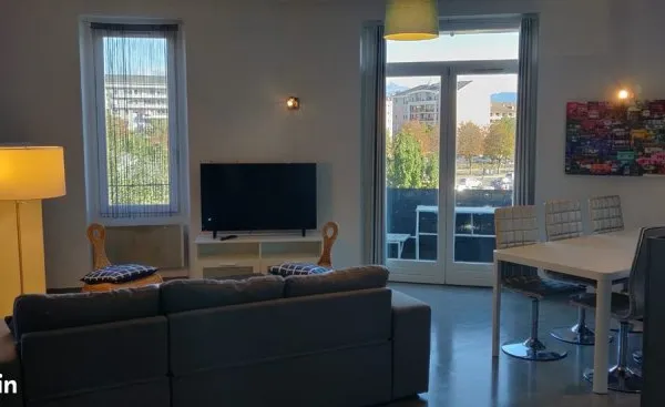 3 chambres disponibles pour 6 mois maximum
