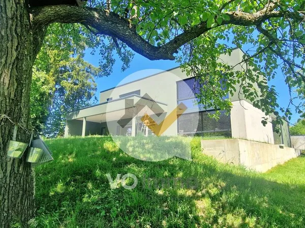 Propriété 7 pièces 187 m²