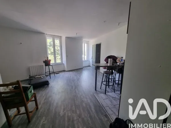 Maison avec appartements 334 m²