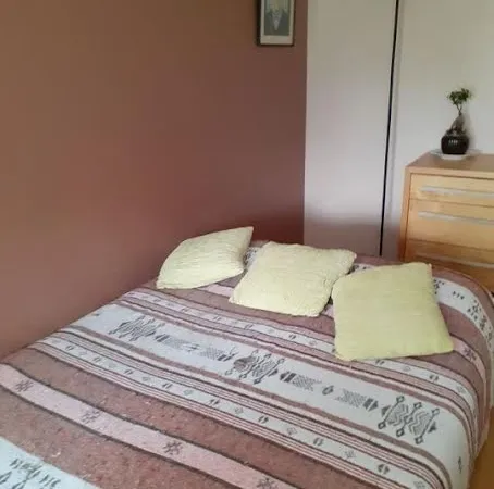 Chambre 1 pièce 13 m²