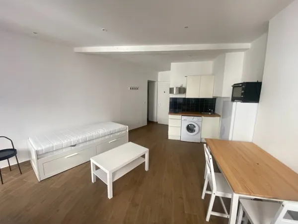 Loue appartement meublé