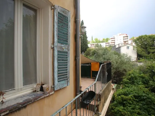 Type 2 avec terrase de 10 m2 loué