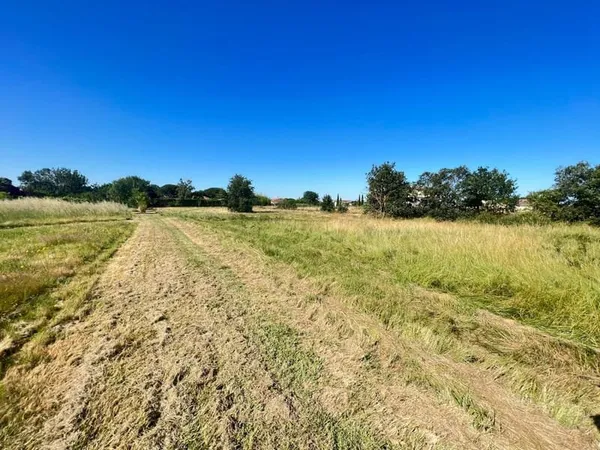 Terrain de 3176 M2 à vendre 31600 SEYSSES