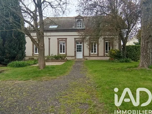 Maison 10 pièces 204 m²