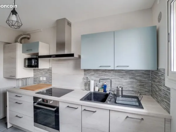 Chambre à louer dans appartement chaleureux et bien situé