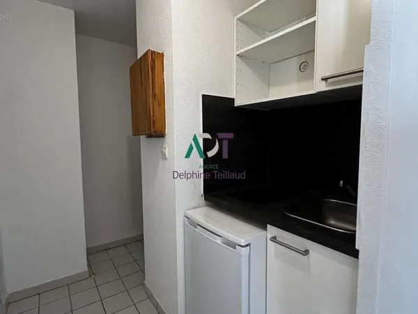Appartement 1 pièce 27 m²