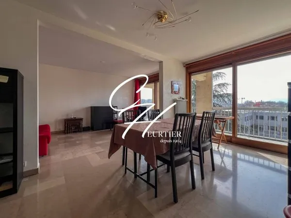 Appartement 5 pièces 111 m²