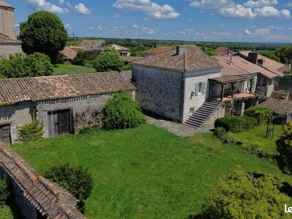 Propriété 14 pièces 120 m²