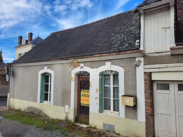 RARE Centre ville SAINT-CALAIS joli PLAIN-PIED