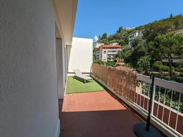 NICE MAGNAN : RARE ! BEAU 4 P DERNIER ETAGE 2 GRANDES TERRASSES,