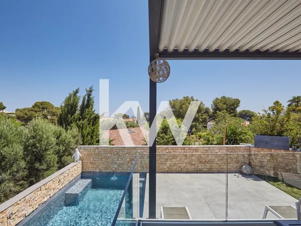 Maison 7 pièces 186 m²
