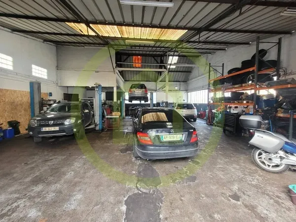 Fonds de commerce 1 pièce 60 m²