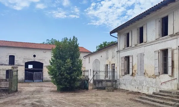 Maison 5 pièces 180 m²
