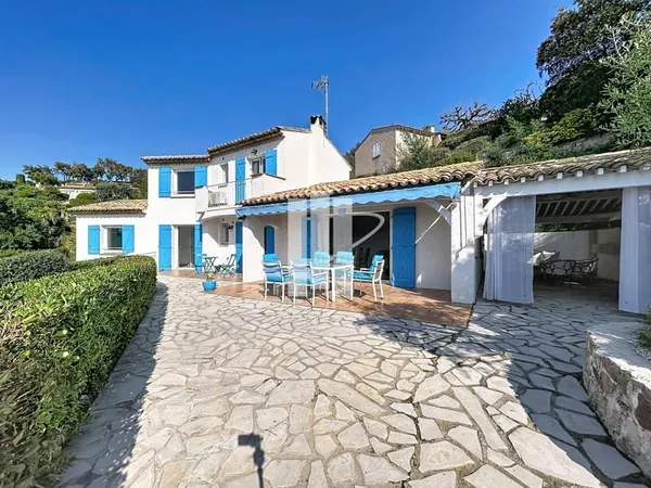 Maison d'exception à Agay - Vue mer et piscine