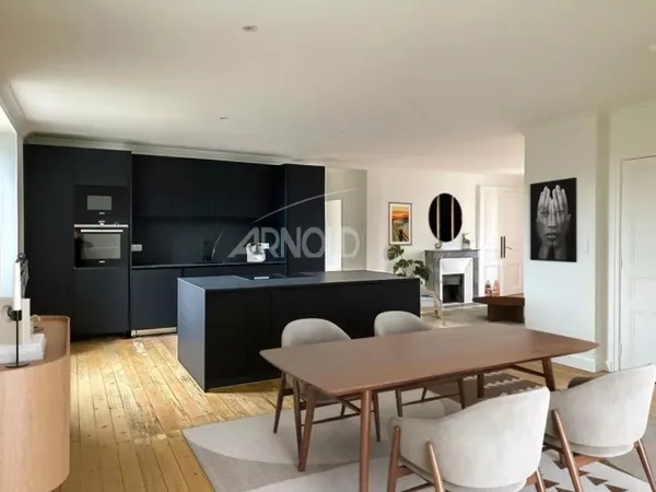 Appartement T4 entièrement rénové